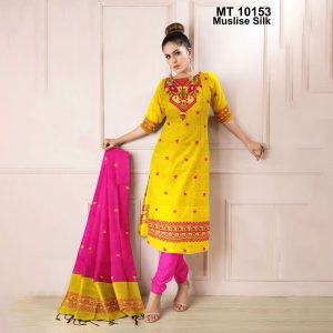 মাসলাইস সিল্ক তাঁতের থ্রি-পিস (MT-10153)